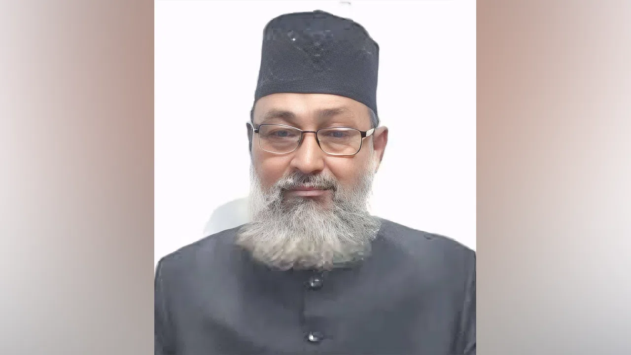 জামায়াত প্রার্থীকে শোকজ